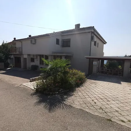Mit Terrasse By Interhome * تْسْغيكفانِتْسا