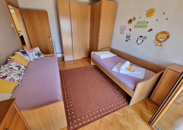 Mit Terrasse By Interhome * Crikvenica